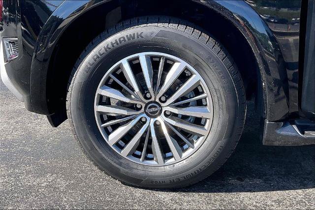 Used 2021 Nissan Armada SL w/ Captain's Chairs Package RWD image 9