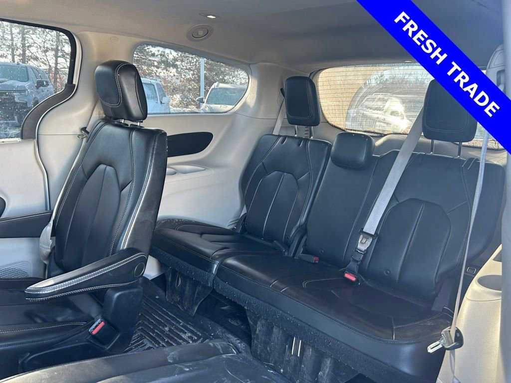 Used 2021 Chrysler Voyager Lxi image 19