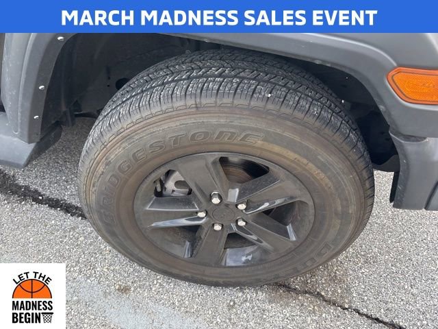 Used 2021 Jeep Wrangler Unlimited Sport w/ Technology Group image 2