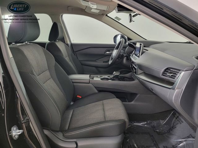 Used 2026 Nissan Rogue SV FWD image 19