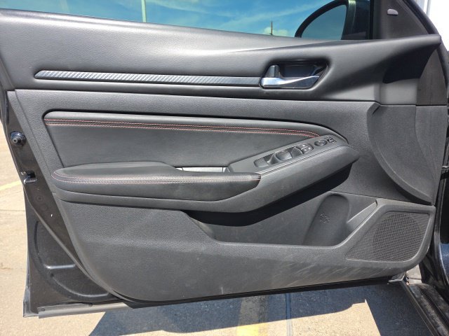 Used 2021 Nissan Altima 2.5 SR FWD image 25