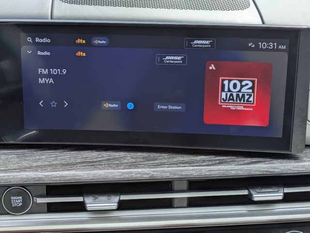 Used 2024 Hyundai Santa Fe Limited FWD image 18