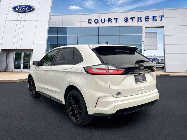 Certified 2024 Ford Edge ST-Line AWD/4WD image 7