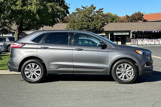 Certified 2022 Ford Edge Titanium image 7