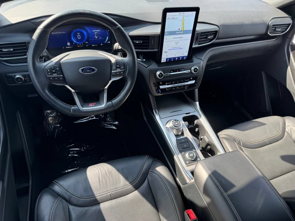 Certified 2020 Ford Explorer ST w/ Premium Technology Package AWD/4WD image 17