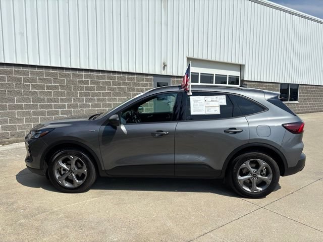 Certified 2026 Ford Escape ST-Line AWD/4WD image 10