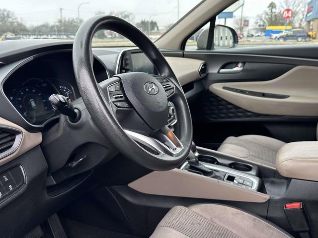 Used 2019 Hyundai Santa Fe SEL image 9