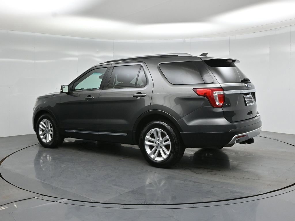 Certified 2017 Ford Explorer XLT w/ Equipment Group 202A image 7