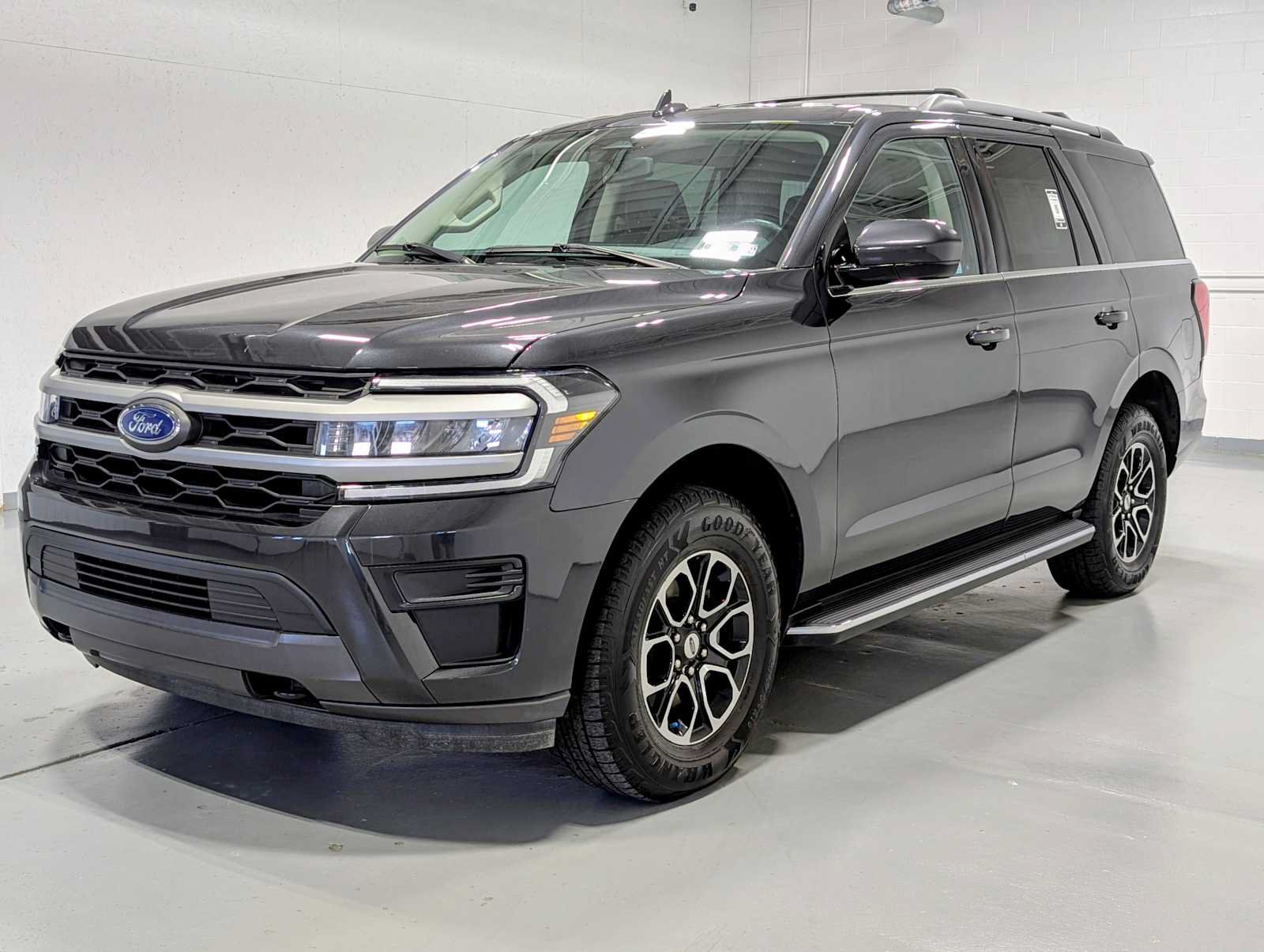 Certified 2023 Ford Expedition XLT