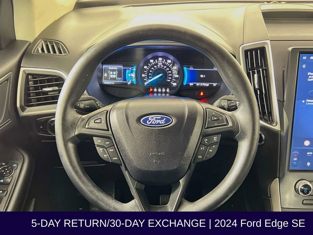 Certified 2024 Ford Edge SE w/ Black Appearance Package AWD/4WD image 14