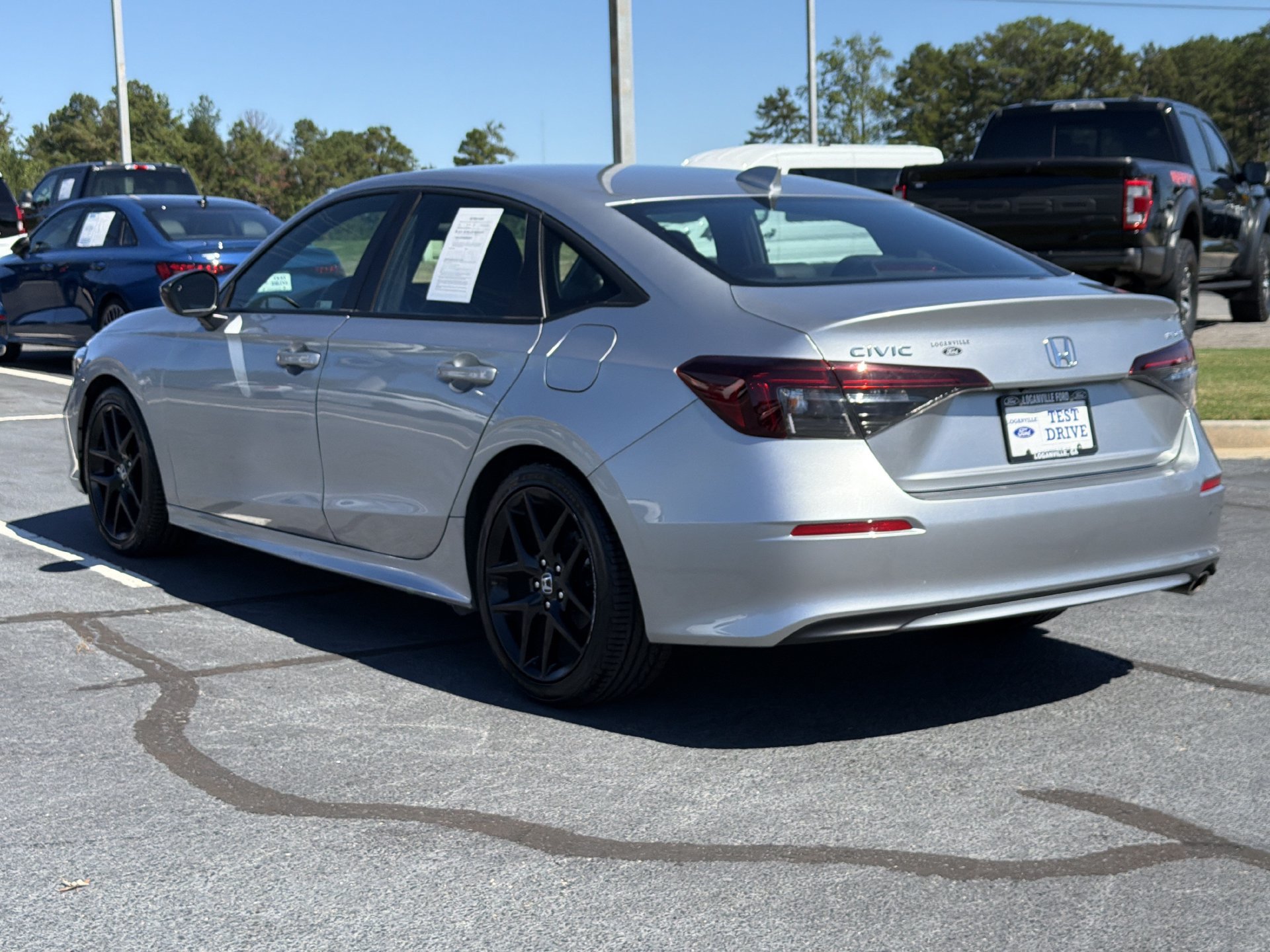 Used 2025 Honda Civic Sport image 26
