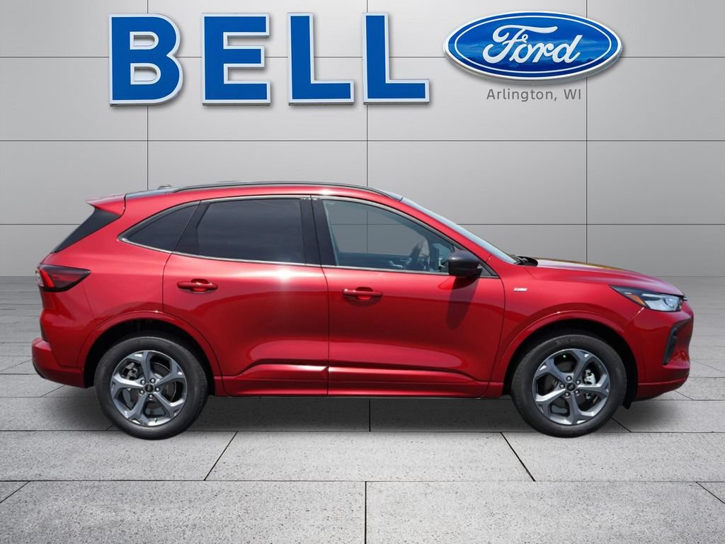 Certified 2024 Ford Escape ST-Line w/ Tech Pack #1 AWD/4WD image 2