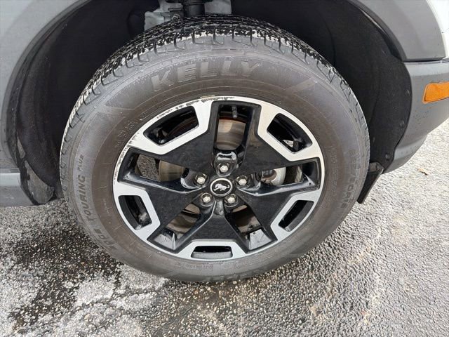 Certified 2024 Ford Bronco Sport Outer Banks w/ Tech Package image 2