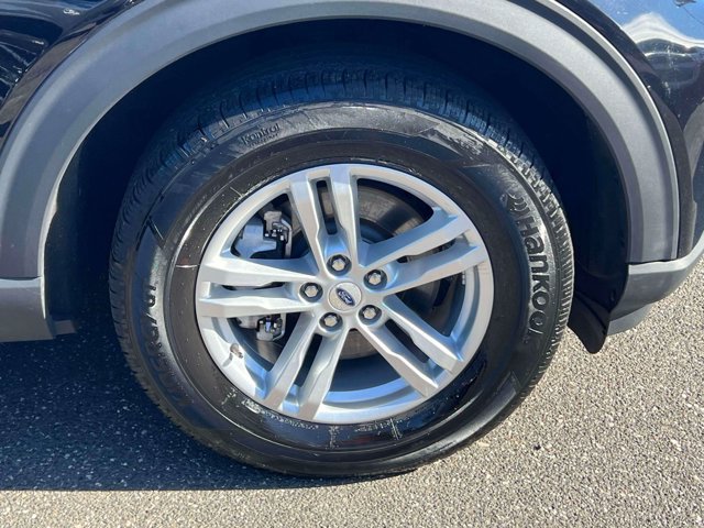 Certified 2023 Ford Explorer XLT w/ Class IV Trailer Tow Package AWD/4WD image 13