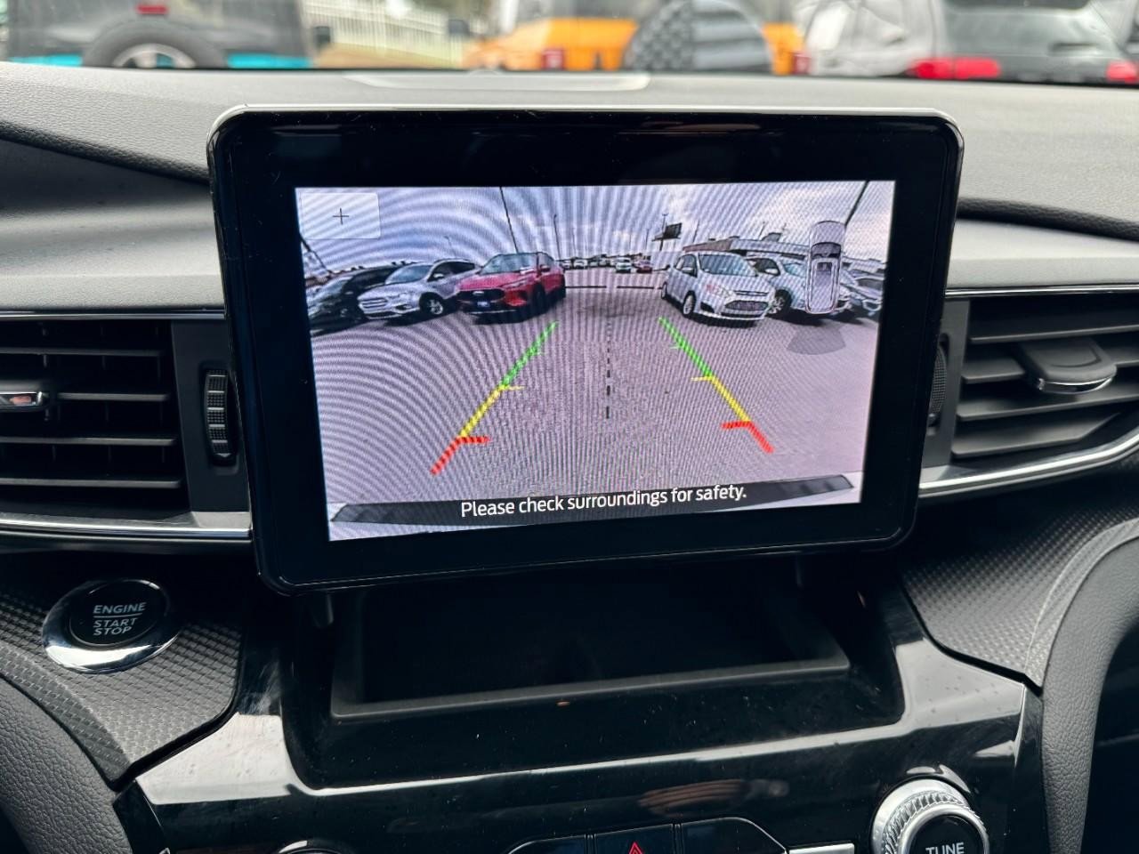 Certified 2024 Ford Explorer ST-Line w/ Class IV Trailer Tow Package image 23