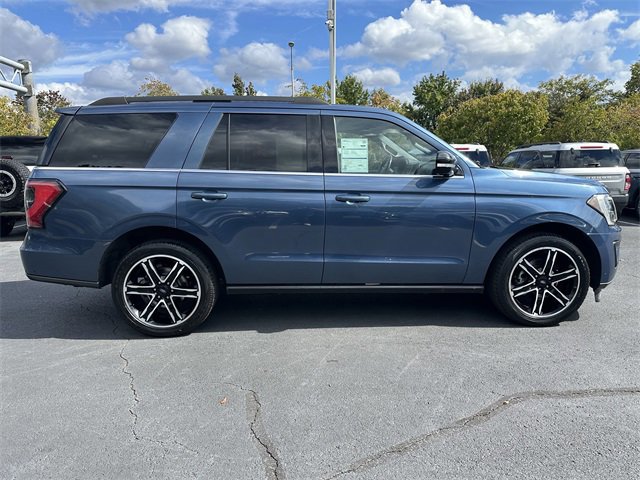 Certified 2019 Ford Expedition Limited w/ Equipment Group 303A image 7