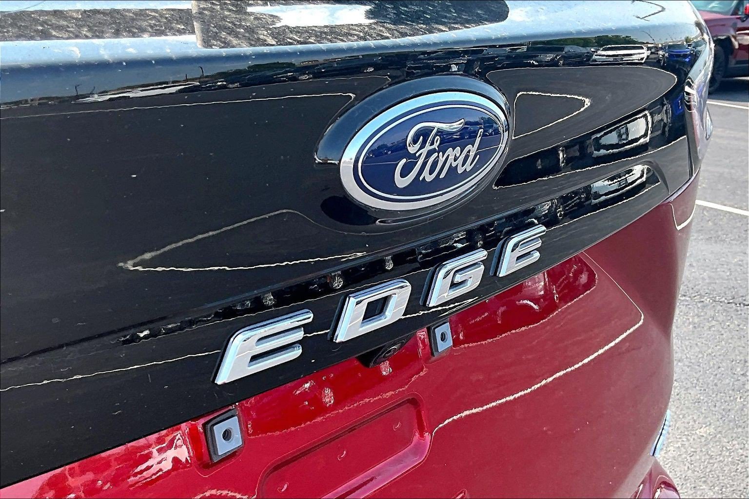 Certified 2023 Ford Edge Titanium AWD/4WD image 32