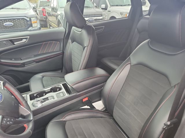 Certified 2023 Ford Edge ST-Line image 13