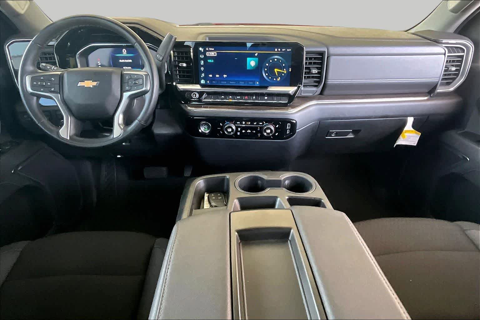 Used 2023 Chevrolet Silverado 1500 LT AWD/4WD image 15