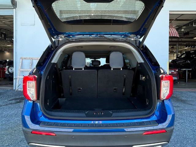 Certified 2022 Ford Explorer XLT w/ Equipment Group 202A AWD/4WD image 32