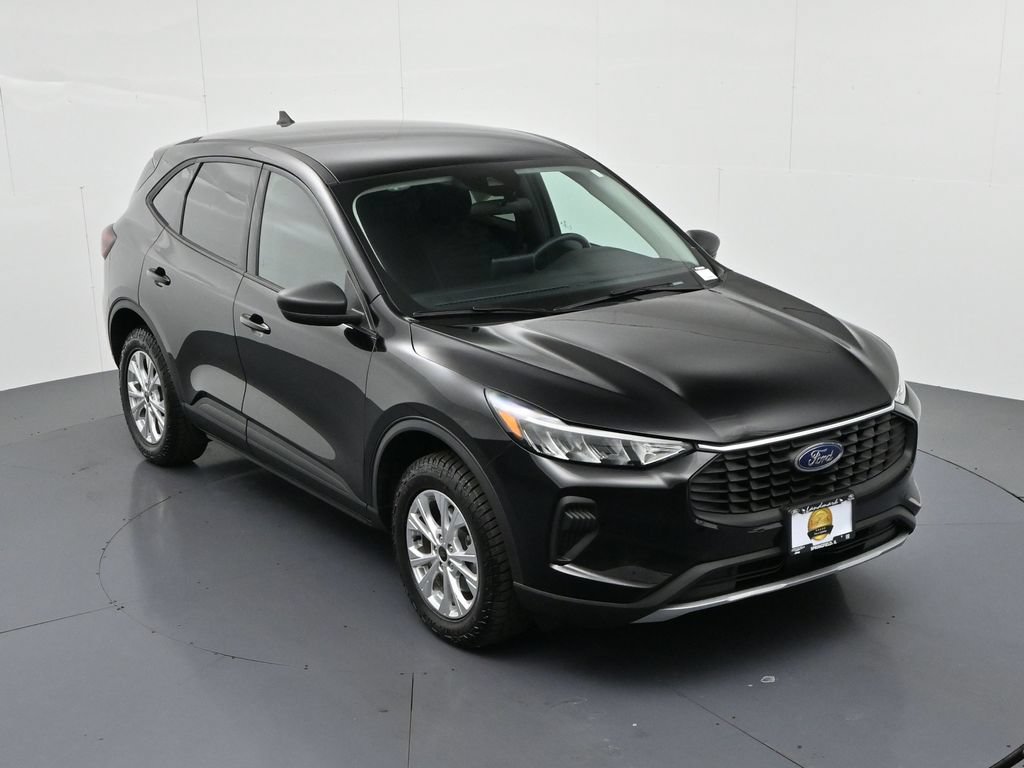 Certified 2025 Ford Escape Active w/ Cold Weather Package AWD/4WD image 15