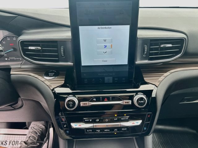 Certified 2024 Ford Explorer Limited w/ Limited Technology Package AWD/4WD image 23