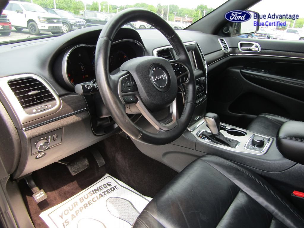 Used 2018 Jeep Grand Cherokee Limited AWD/4WD image 14