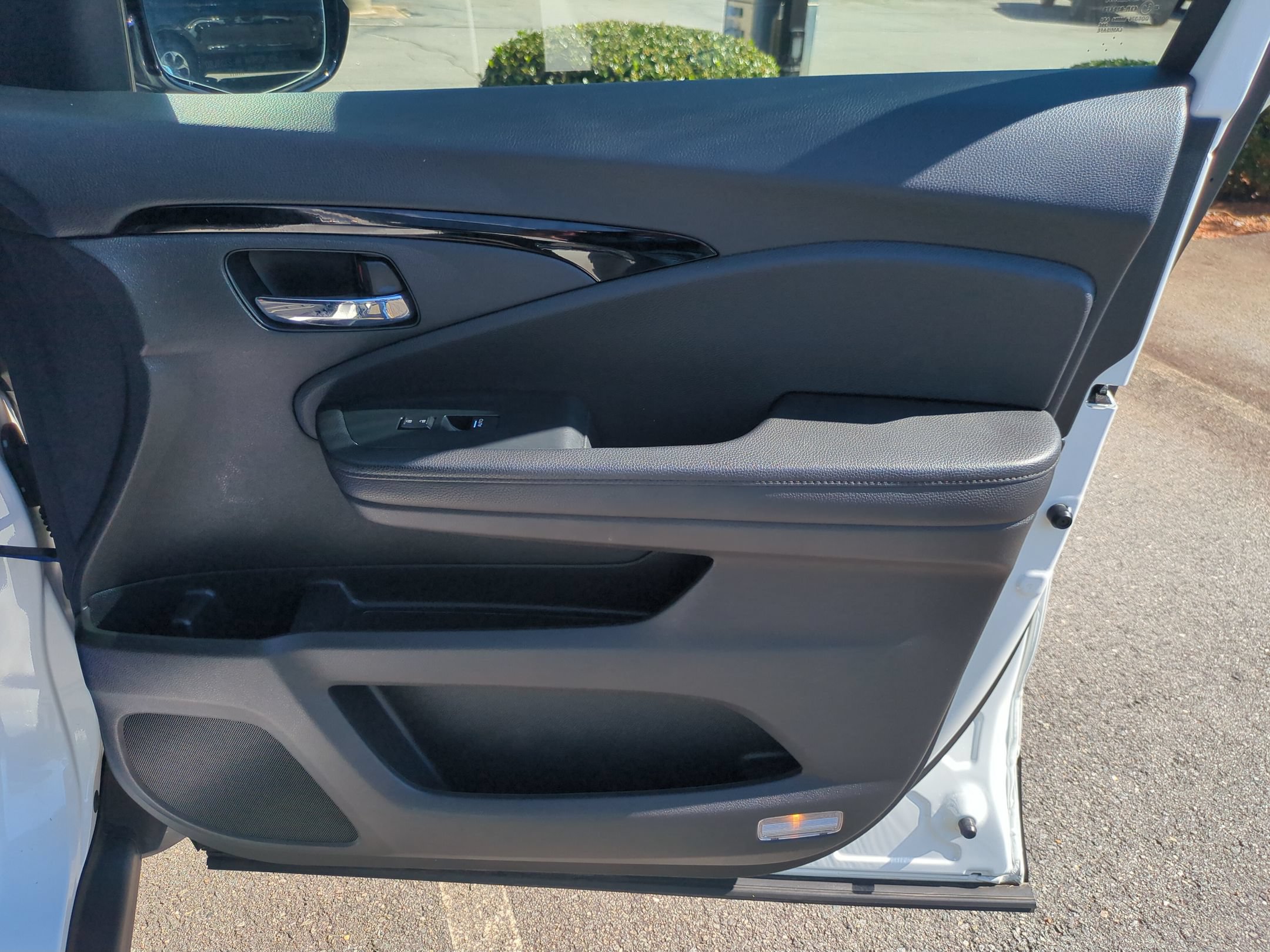 Used 2022 Honda Pilot Elite image 33