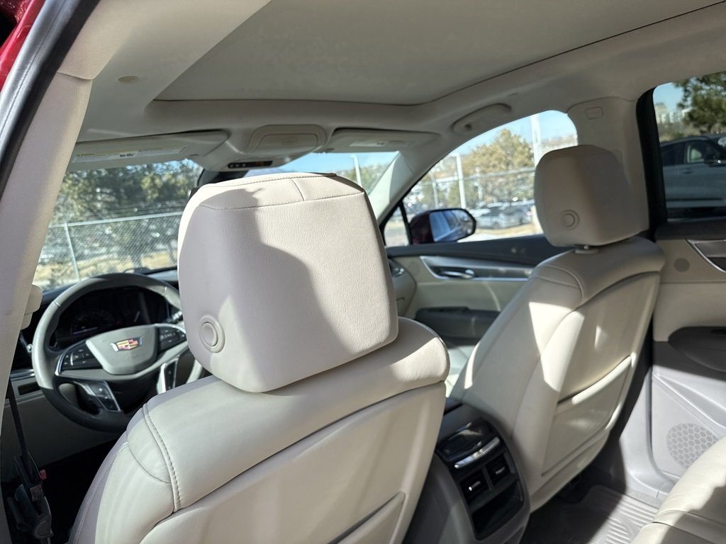 Used 2017 Cadillac XT5 Premium Luxury image 21