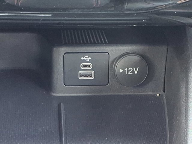 Certified 2024 Ford Escape ST-Line w/ Tech Pack #1 image 16