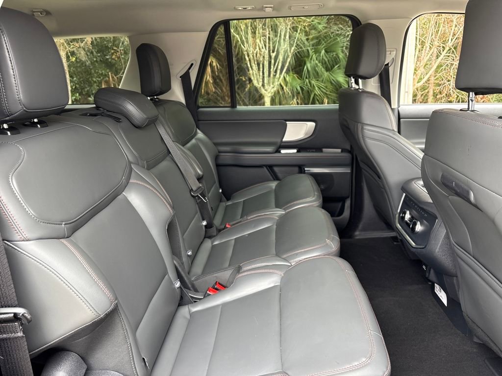 Certified 2025 Ford Expedition Max Active image 30