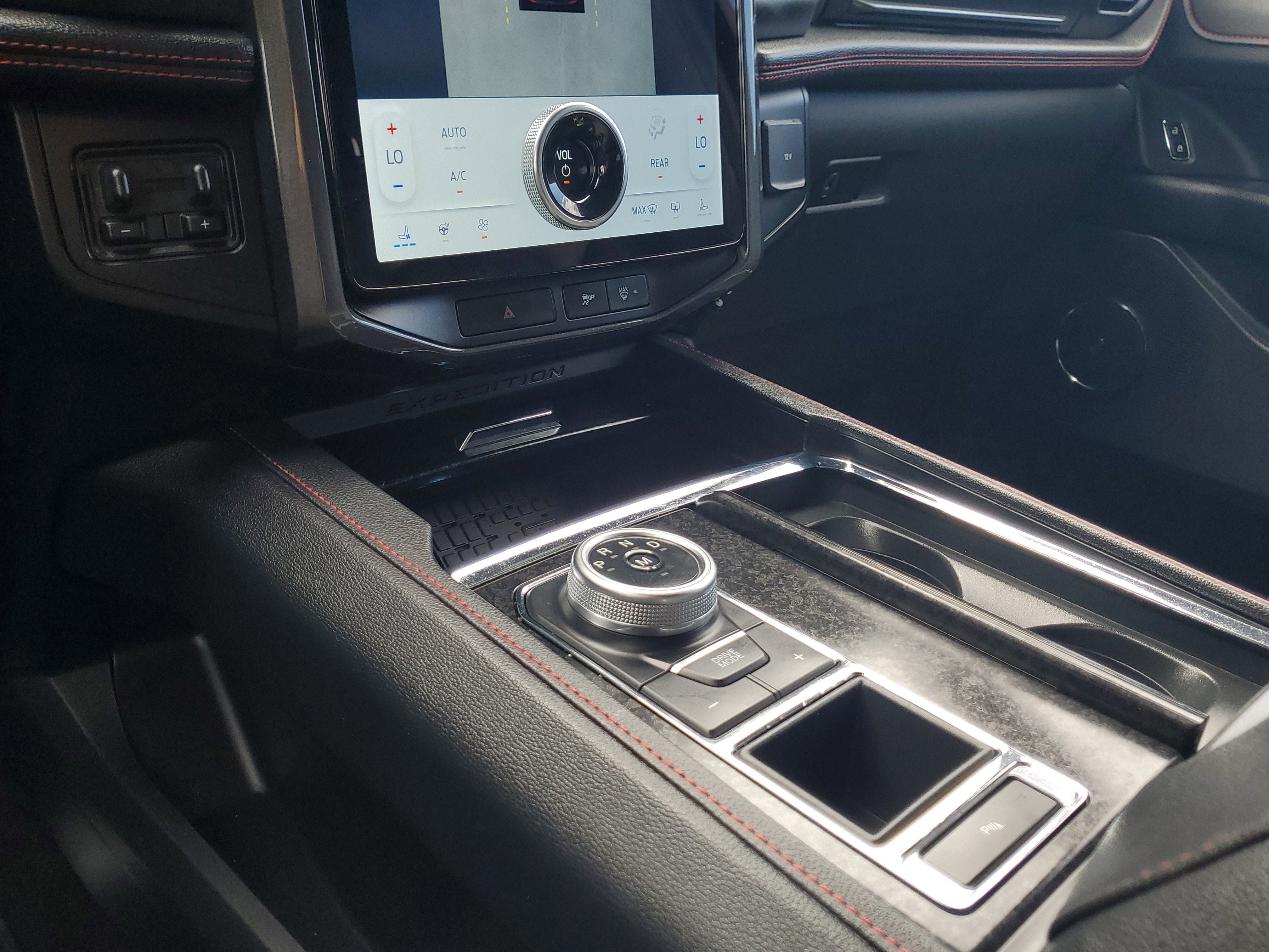 Certified 2023 Ford Expedition Max Limited image 29