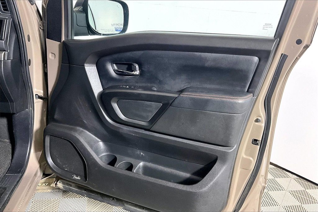 Used 2021 Nissan Titan PRO-4X w/ Pro-4x Utility Package image 17