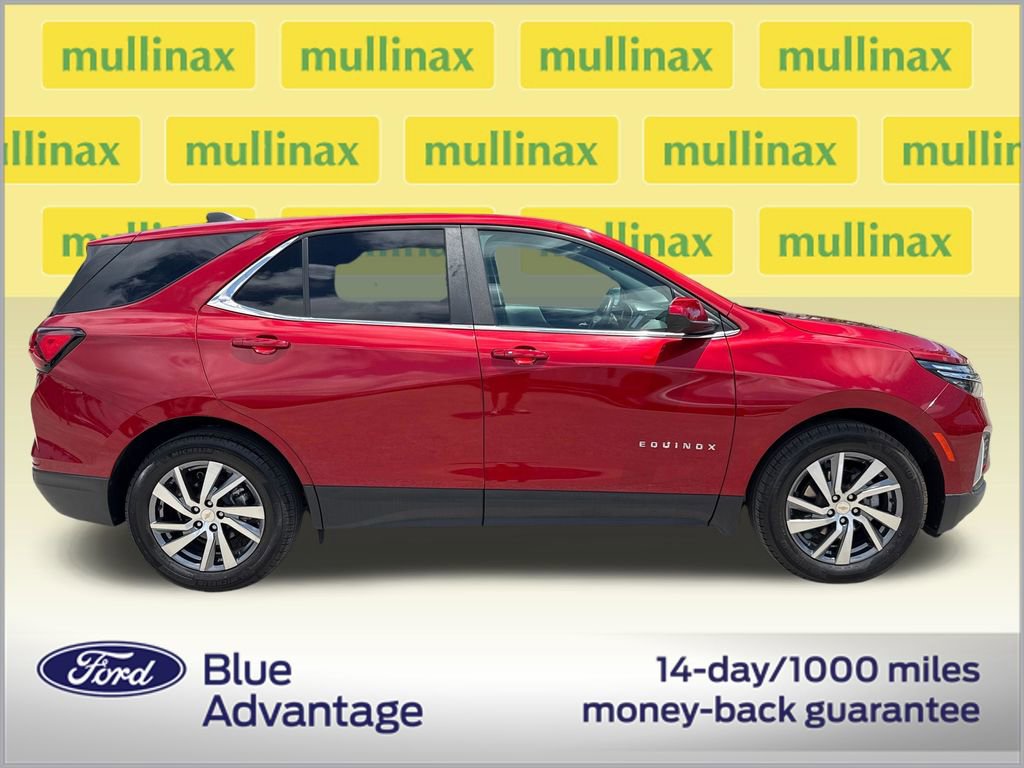 Used 2023 Chevrolet Equinox LT FWD image 2