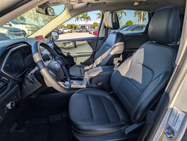 Certified 2020 Ford Escape Titanium image 7