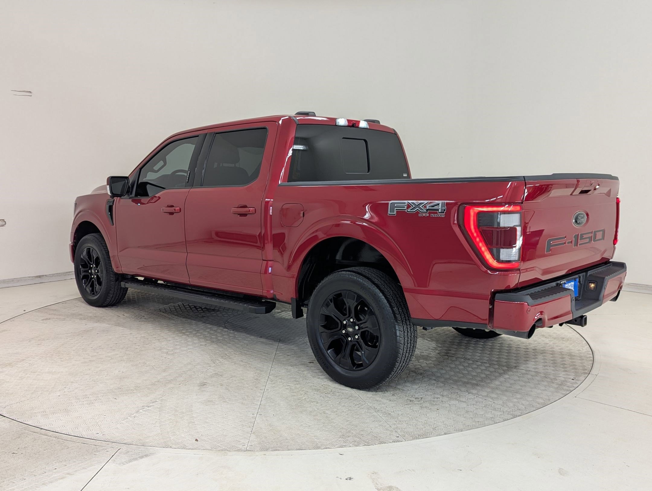 Certified 2022 Ford F150 Lariat w/ Equipment Group 502A High image 3