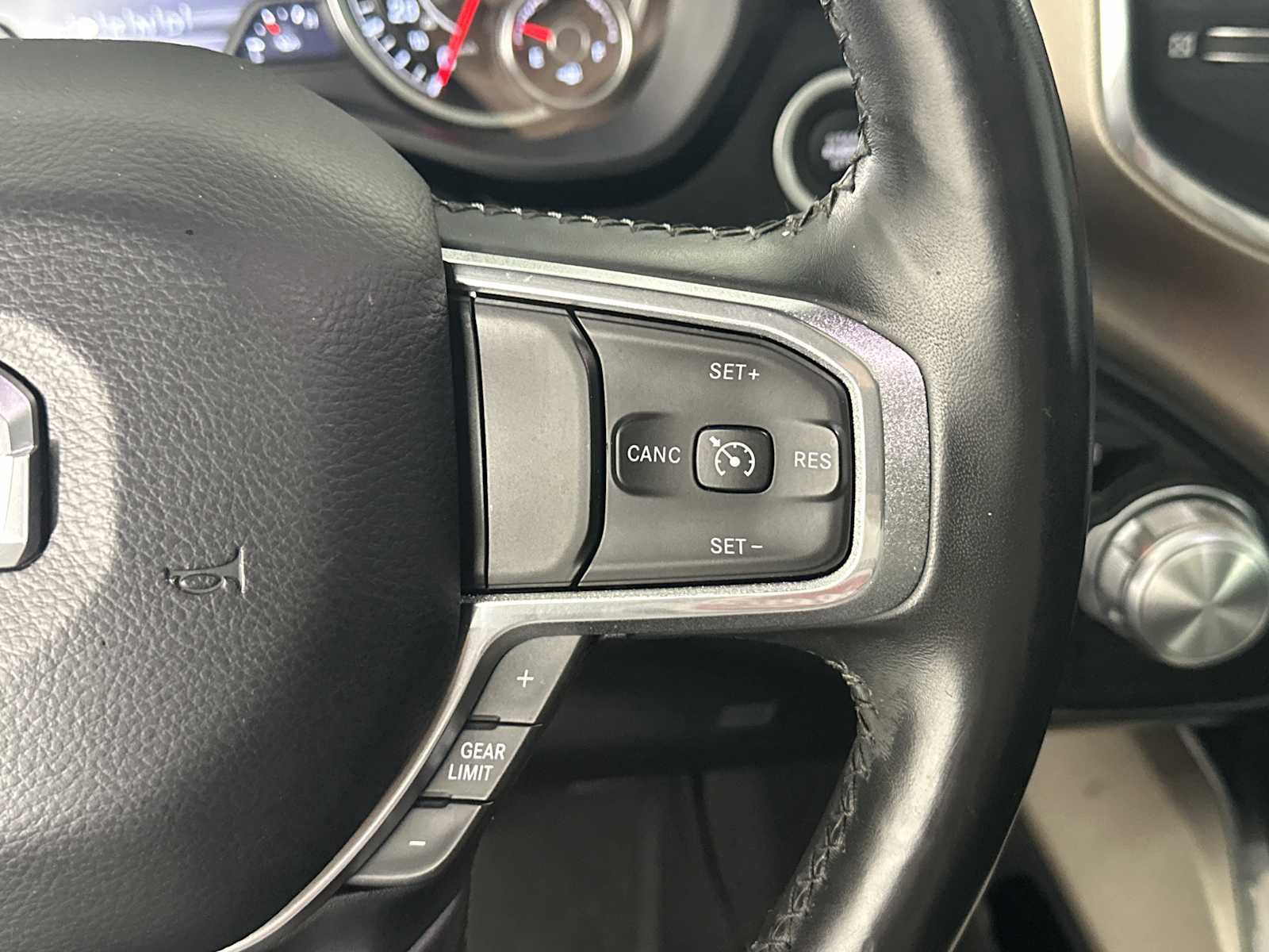 Used 2019 RAM 1500 Laramie w/ Sport Appearance Package image 31
