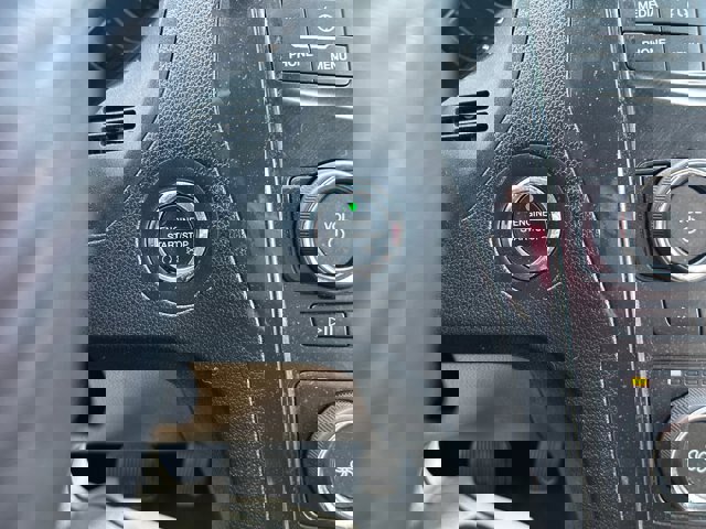 Certified 2017 Ford Explorer XLT image 30