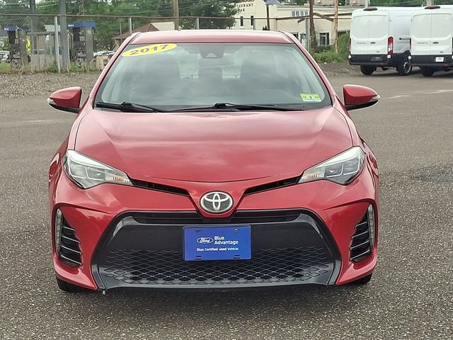 Used 2017 Toyota Corolla SE FWD image 2