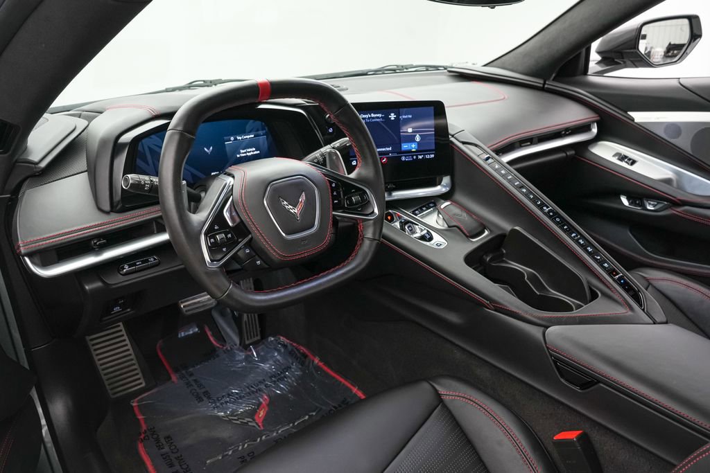 Used 2022 Chevrolet Corvette Stingray Premium Conv w/ Z51 Performance Package image 24