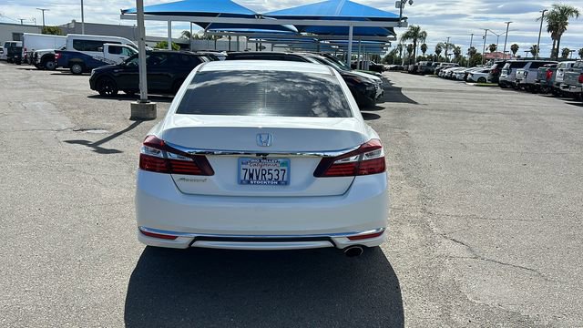 Used 2017 Honda Accord LX image 4
