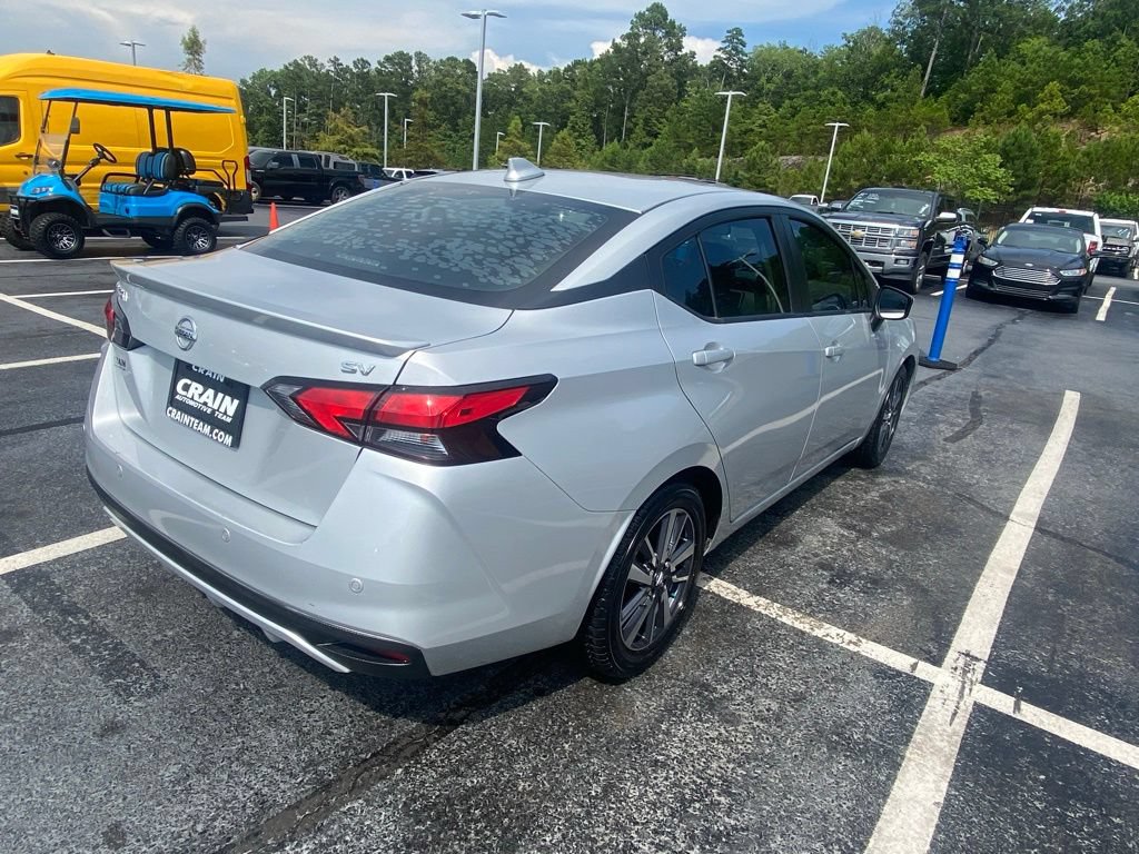 Used 2020 Nissan Versa SV FWD image 7