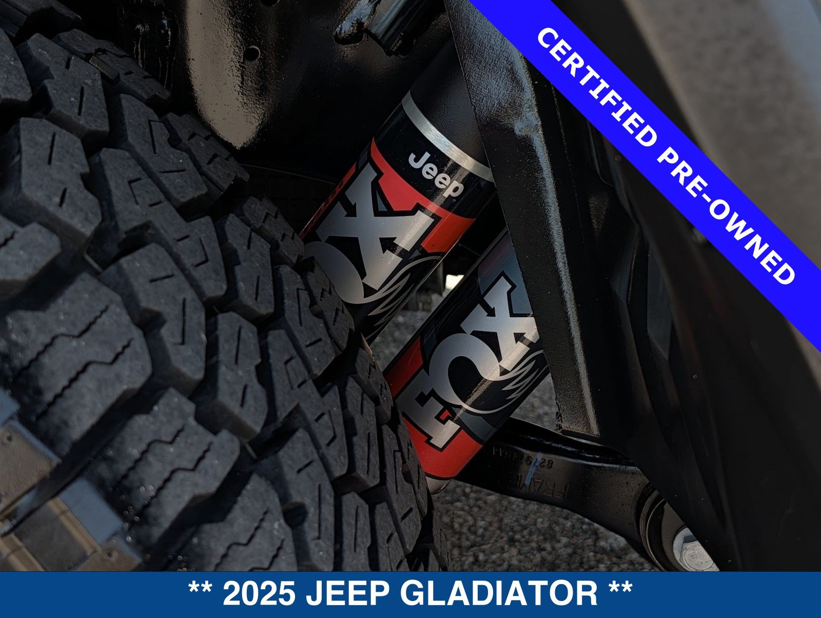 Used 2025 Jeep Gladiator Mojave w/ Convenience Group AWD/4WD image 16