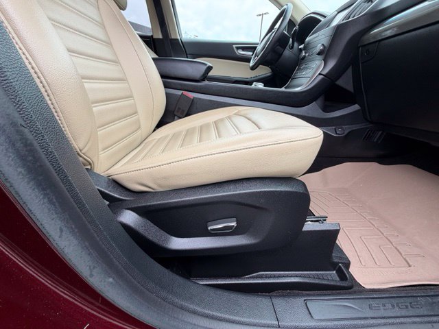 Certified 2019 Ford Edge SEL w/ Equipment Group 201A FWD image 22