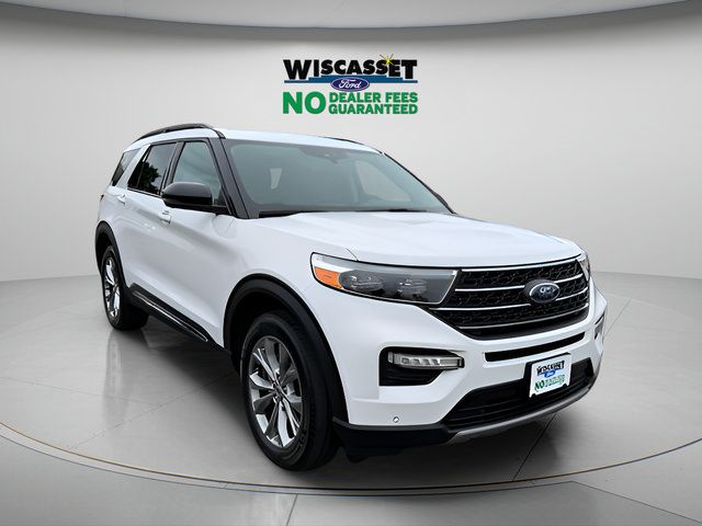 Certified 2023 Ford Explorer XLT w/ Equipment Group 202A AWD/4WD image 1
