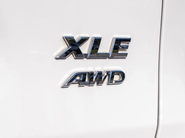 Used 2021 Toyota RAV4 XLE w/ Convenience Package AWD/4WD image 11