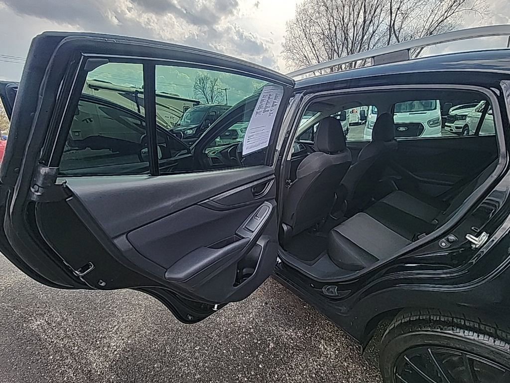 Used 2018 Subaru Impreza 2.0i Premium w/ Popular Package #2 AWD/4WD image 18