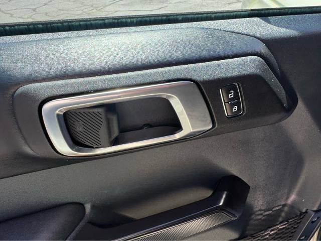 Certified 2025 Ford Bronco Outer Banks AWD/4WD image 14