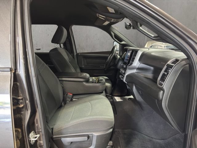 Used 2024 RAM 2500 Tradesman w/ Chrome Appearance Group AWD/4WD image 19