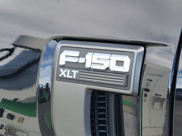 Certified 2022 Ford F150 XLT w/ Equipment Group 302A High image 15